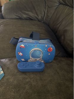 Destek kids VR “dream” headset