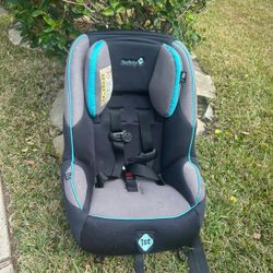 Safety 1st Convertible Car seat 