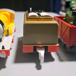 TOMY Plarail Molly Motorized Tender and Red Troublesome Truck