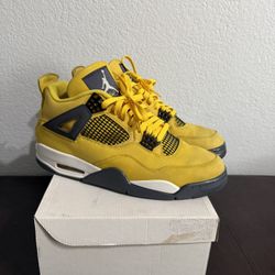 Jordan 4 Lightning Size 11