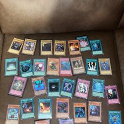 Yu Gi Oh Cards (100+) 
