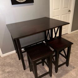 Pier One Kenzie Breakfast Table With Stools