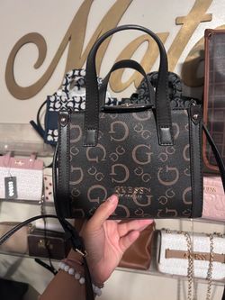 Guess purse
