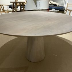 Tabor Natural Wood Mercana - Maxwell Ii 54" Round Brown Solid Wood Top Brown Wood/Gold Metal Base Dining Table.