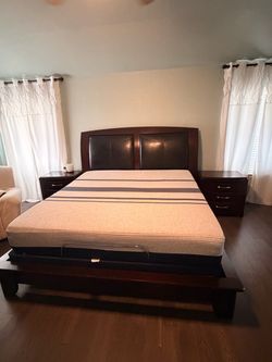 Furniture Row King Bedroom Set – 6 Pieces