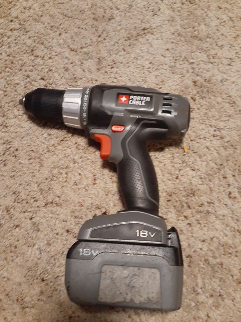 Porter Cable 18V lithium-ion battery drill used maybe for a week