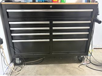 Husky tool box