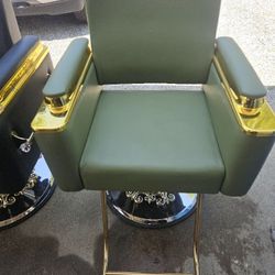 Salon/Barber Chairs 