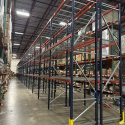Industrial Pallet Racking Beams Uprights Wire Decks Teardrop 