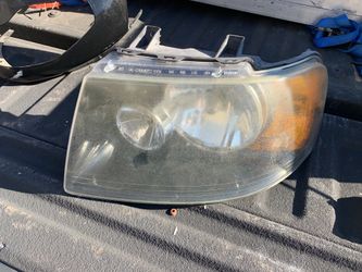 Ford Expedition 03-6 headlight set