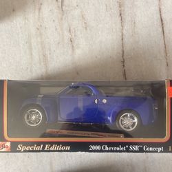 Toy Collectible Maisito Chevrolet SSr Concept (Special Edition)