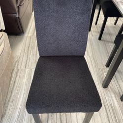 *Weekend Special!!!*---Quaint Tedd Black Dining Table Sets W/4 Swivel Chairs---Delivery And Financing Available👌