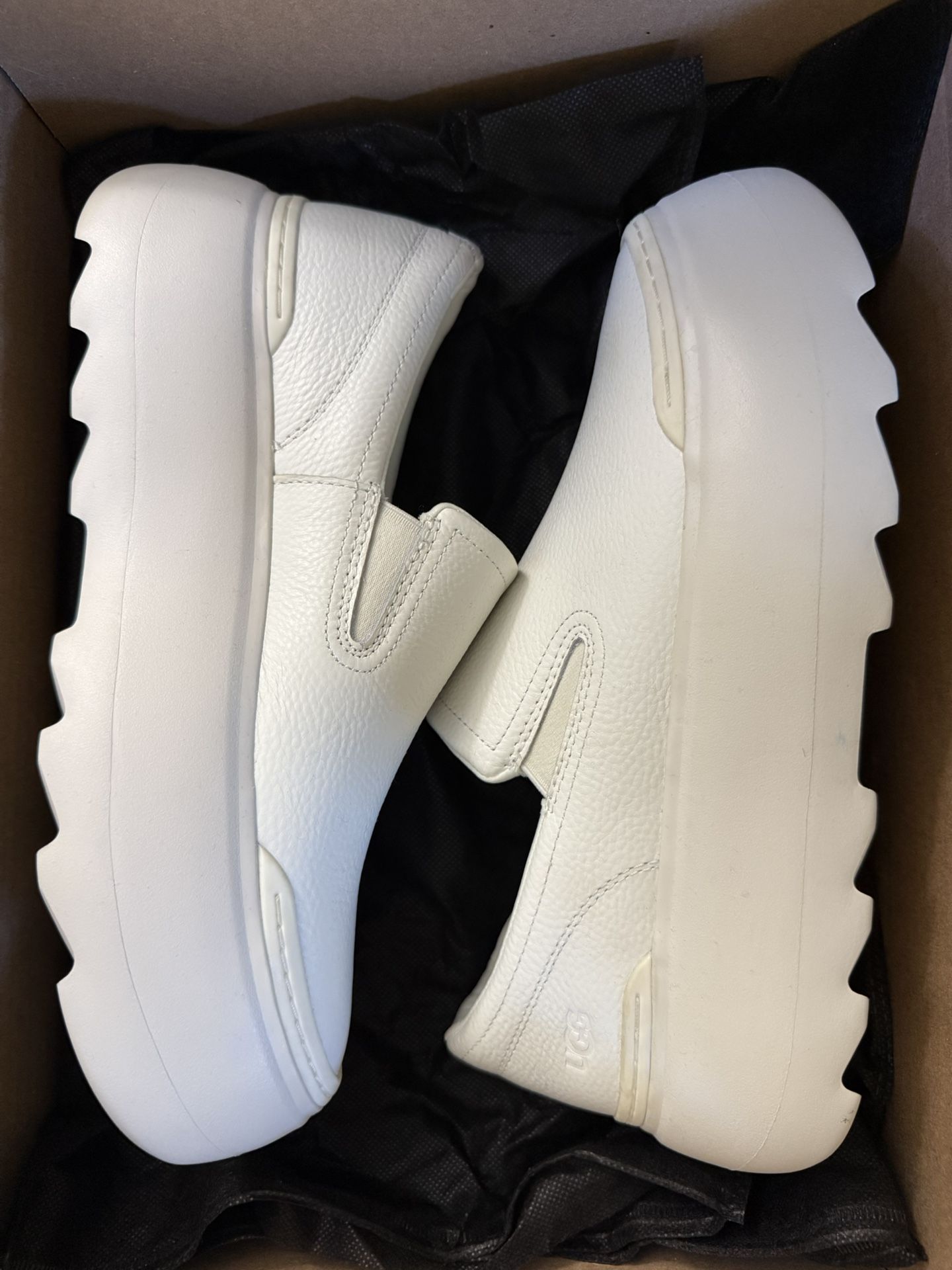 New UGG Marin Mega Slip On Shoes women’s SZ 10 