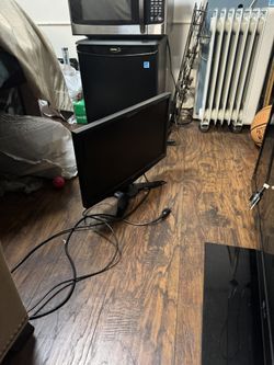Asus Monitor 18 Inch