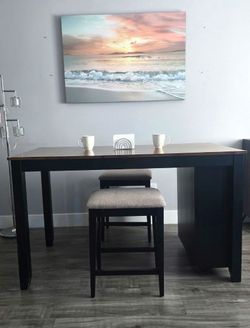 Counter Height Dining Table with 2 Stools