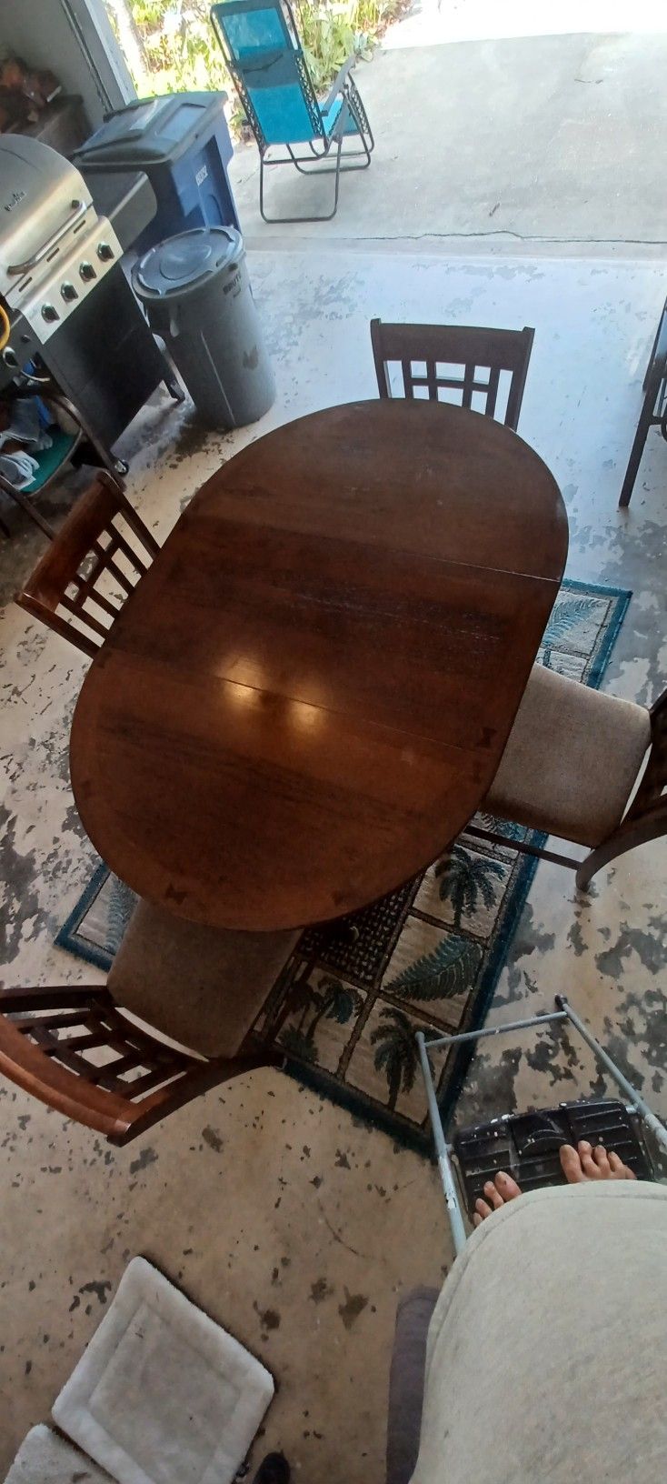 Dining Table With 4 Chairs