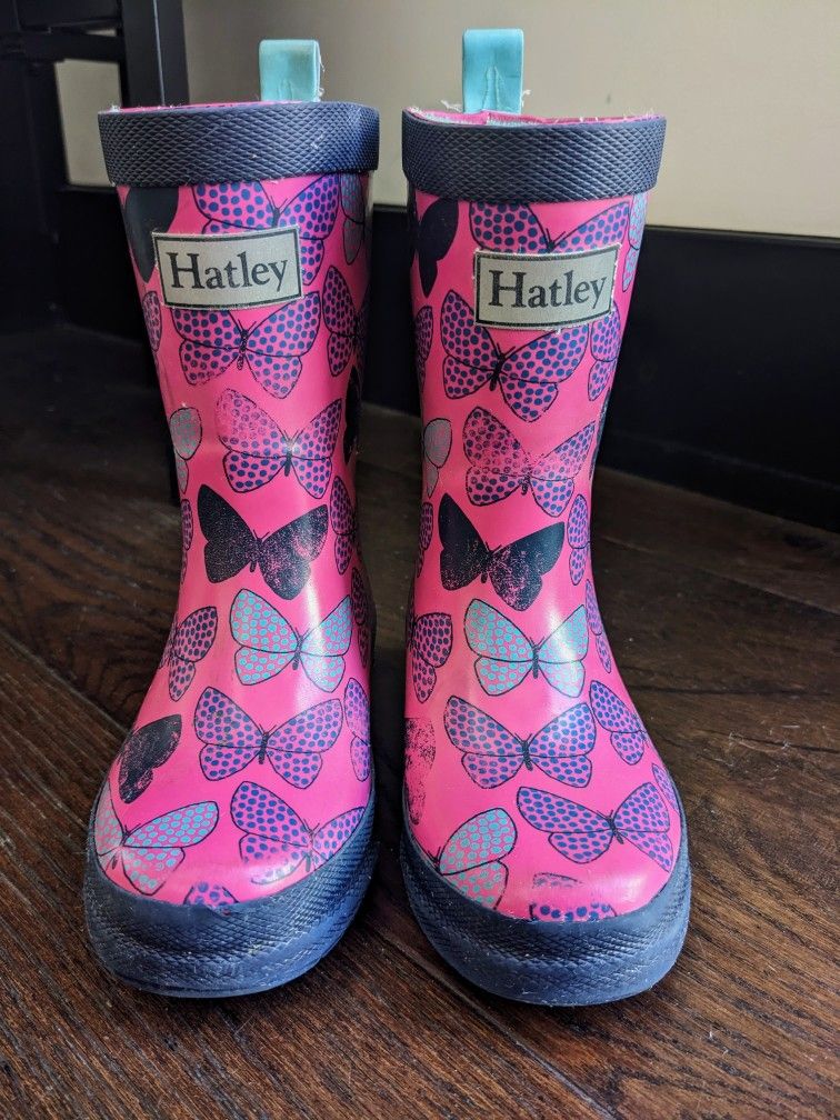 Hatley waterproof slip resistant Butterfly Kids rain boots. Size 8.