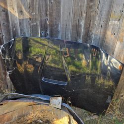 1998-01 CHEVY CAMARO SS  OEM HOOD !!NEEDS MINOR FIBERGLASS WORK!!