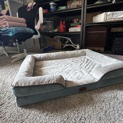 Bedsure Orthopedic Dog Bed (for Medium/Large-size Pets)