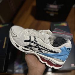 ASICS Gel-Kayano 14 Kith Marvel vs. Capcom Ryu , tee & poster bundle for sell