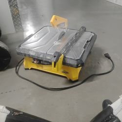 QEP 650XT 7-inch Wet Tile Saw