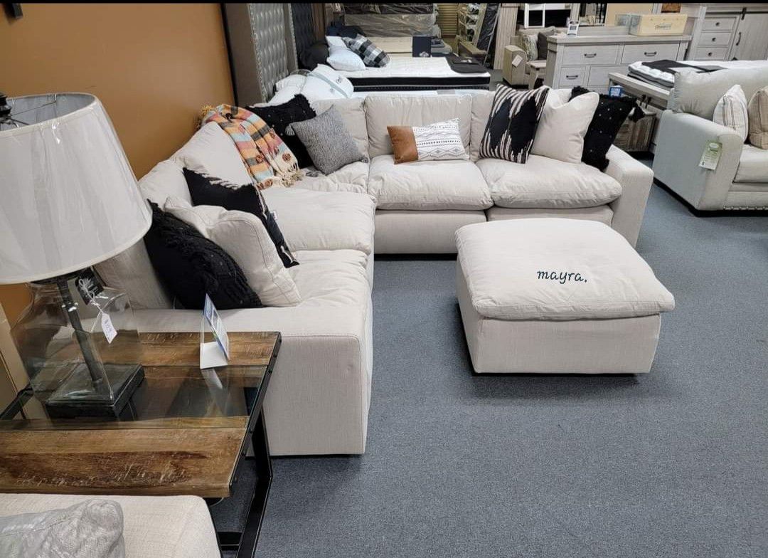 Savesto ivory&charcoal sectional,  White&Gray  Seccional Couch/ Ottoman not Included 