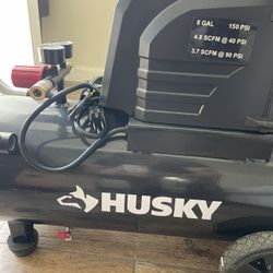 8 Gal Air Compressor