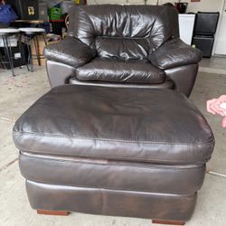 Comfy Leather Oversize Love Seat