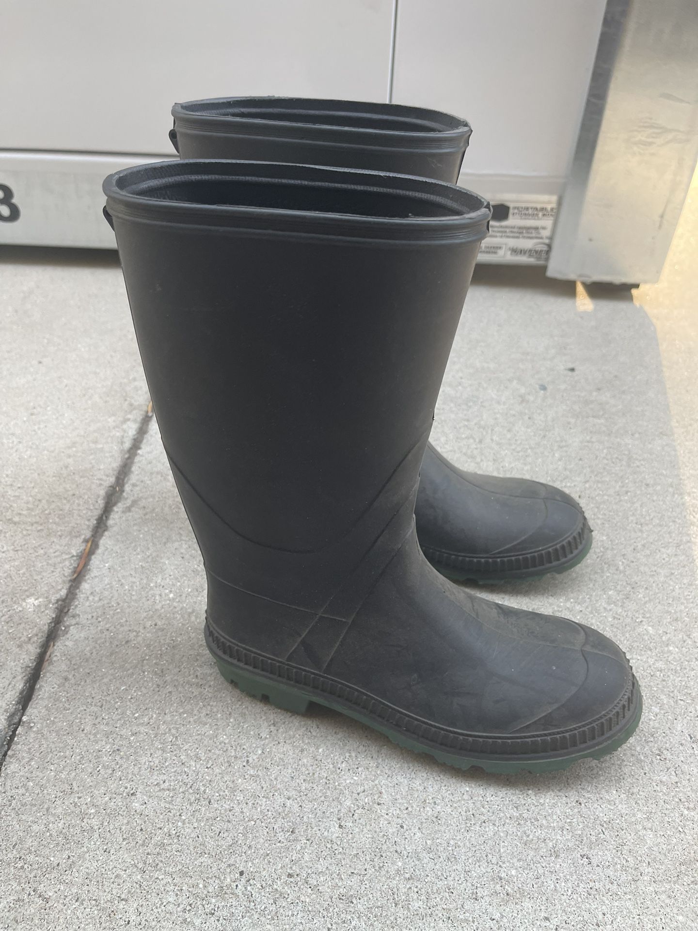 Rubber Boots - Size 6