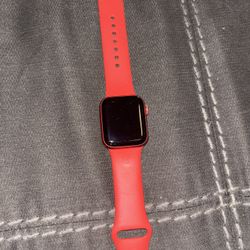 2nd Gen  Apple Watch (RED) 40mm 