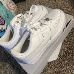 Brand New Air Force 1 Size 6y