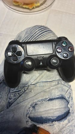 PS4 controllergood condition now drift