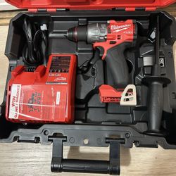 Milwaukee Hammer Drill Driver