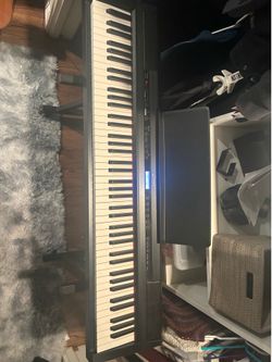 Donner electric piano keyboard
