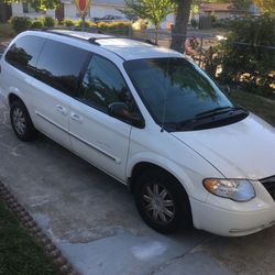 2006 Chrysler Town & Country