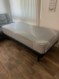 Tempur pedic bed and mattress