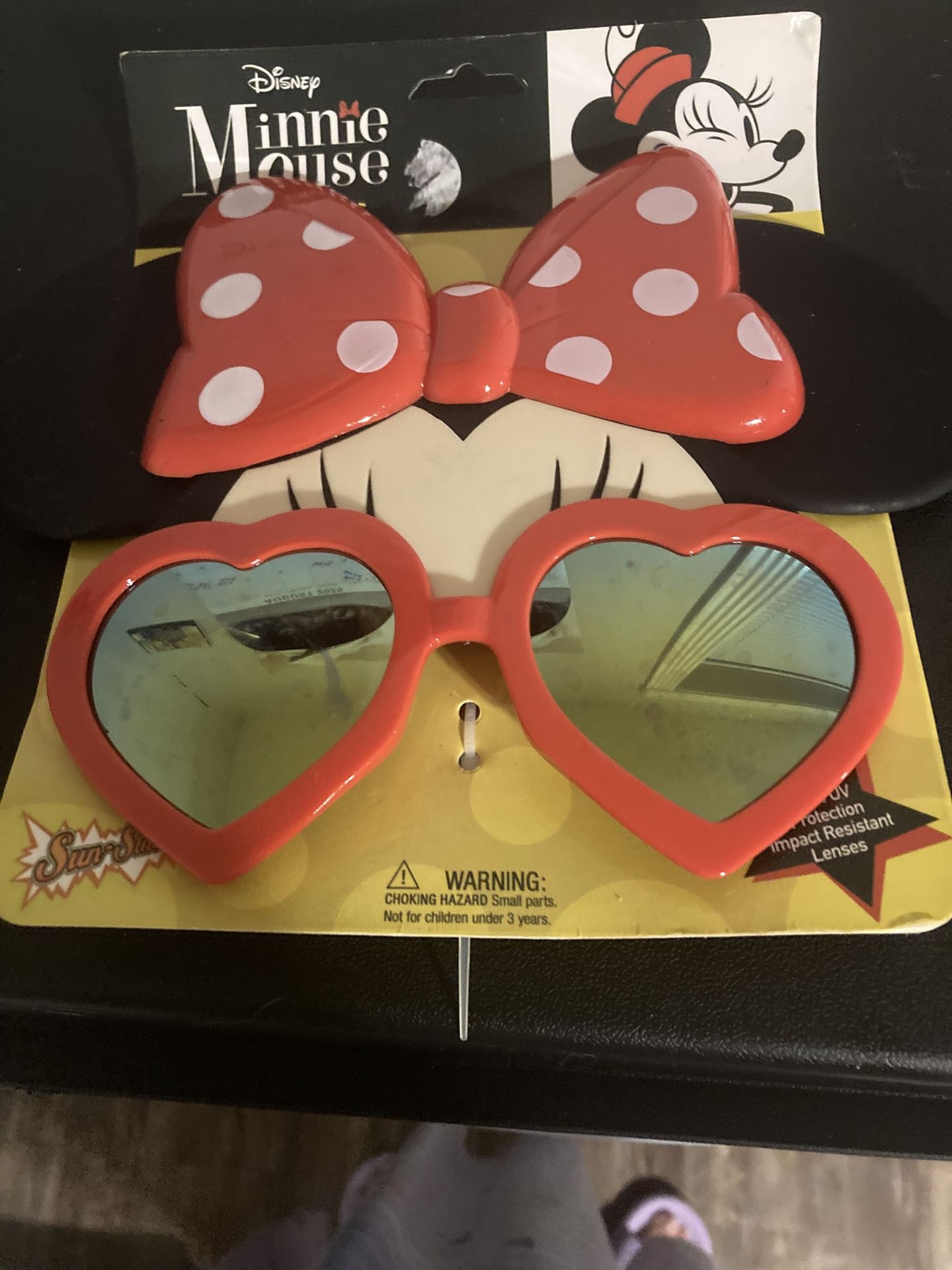 Minnie mouse sunglasses