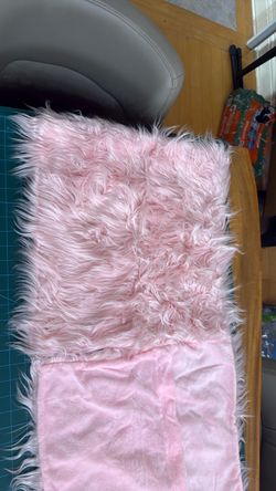 New 18x20 Pink Faux Fur Pillow Cover – Soft & Cozy