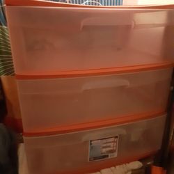 Orange Storage Container $18.00 (Serious Buyers) Obo Cash Only 