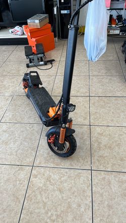 IS SCOOTER ELECTRIC FULL SUSPENSION