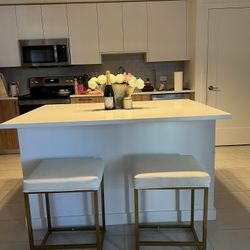Island Chair/ Bar Stool