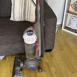 vacuum  dyson 