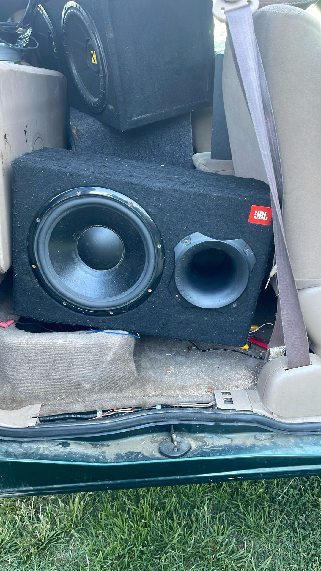 JBL Subwoofer Powered 12inchs