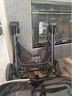 Car seat stroller set