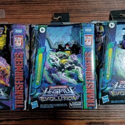 NEW Transformers Legacy Insecticons Kickback, Shrapnel,Bombshell & Energon Cubes
