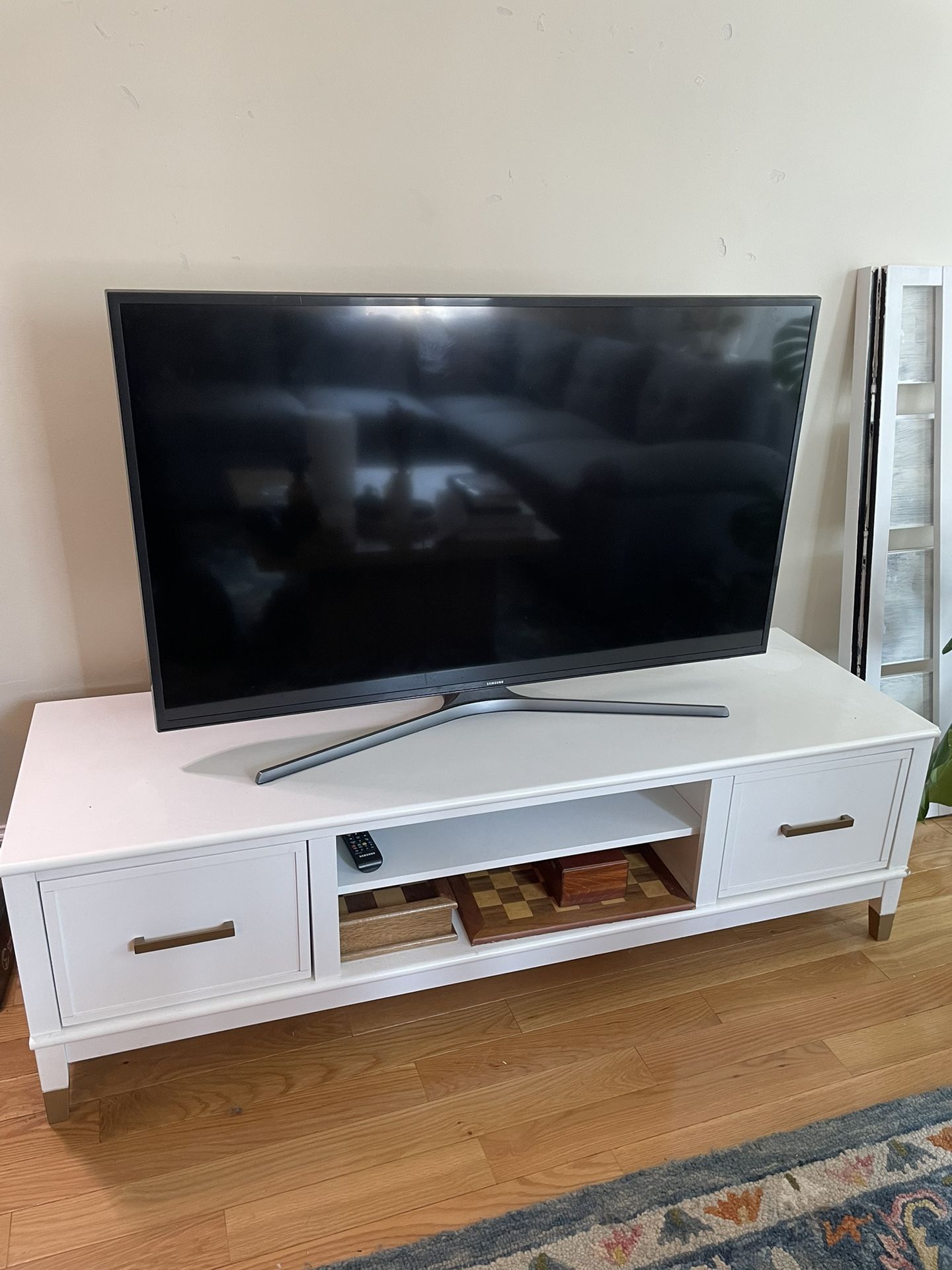 White TV console 