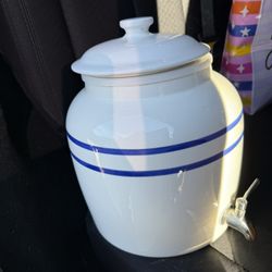 Water Jug Dispenser 
