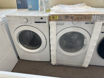 Brand New LG Washer And Gas Dryer Set 1 Year Factory Warranty