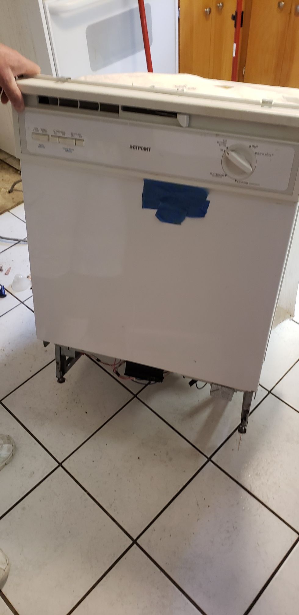 Curb Alert Free Dishwasher. Works fine