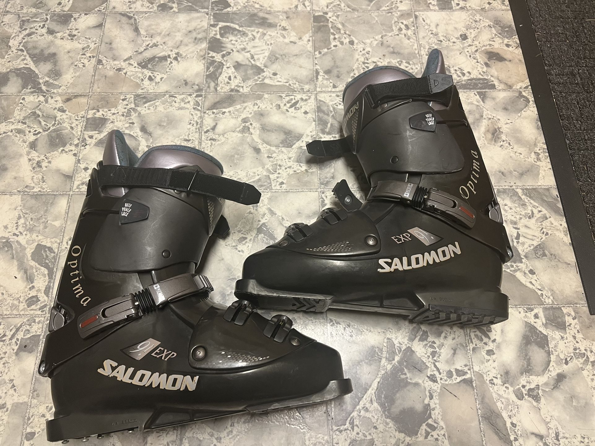 Men’s Salomon Optima exp 9 Ski Boots Size 28***see description***
